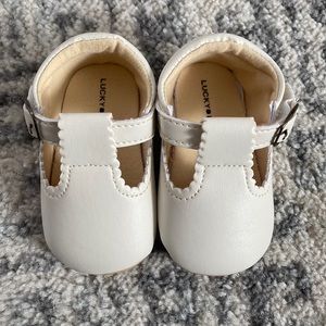 NWOT Lucky Brand baby girl cream shoe